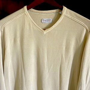 Tommy Bahama sweater